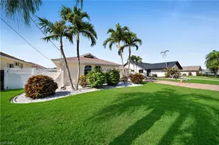 1220 SW 54th Ln, Cape Coral, FL 33914 - Photo 3