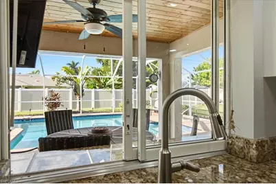 130 SE 28th Ter, Cape Coral, FL 33904 - Photo 21