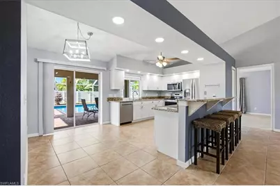 130 SE 28th Ter, Cape Coral, FL 33904 - Photo 15