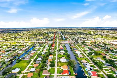 130 SE 28th Ter, Cape Coral, FL 33904 - Photo 49