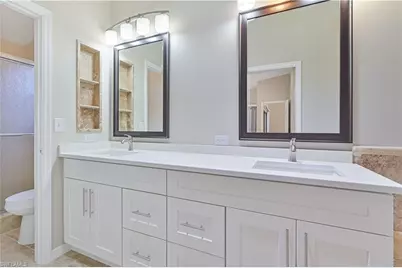 17623 Marco Island Ln, Fort Myers, FL 33908 - Photo 19