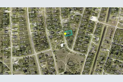 527 Potter Ave S, Lehigh Acres, FL 33974 - Photo 1