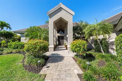 8301 Glenfinnan Cir, Fort Myers, FL 33912 - Photo 3