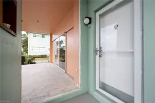 3225 E Riverside Dr, Fort Myers, FL 33916 - Photo 3