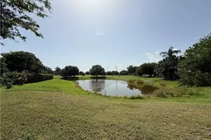724 Orchard Park Dr, Clewiston, FL 33440 - Photo 23