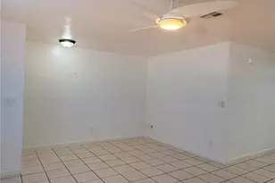 729 SW 39th St, Cape Coral, FL 33914 - Photo 3