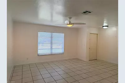 729 SW 39th St, Cape Coral, FL 33914 - Photo 7
