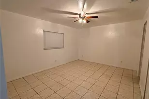 729 SW 39th St, Cape Coral, FL 33914 - Photo 13