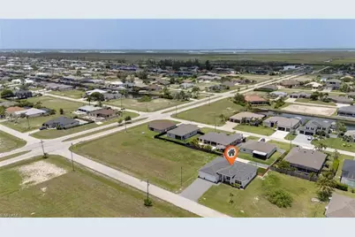 812 NW 37th Ave, Cape Coral, FL 33993 - Photo 37