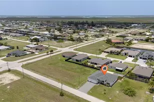 812 NW 37th Ave, Cape Coral, FL 33993 - Photo 37
