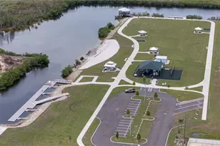 812 NW 37th Ave, Cape Coral, FL 33993 - Photo 5