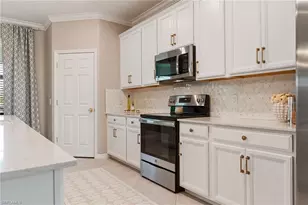 12027 Hawthorn Lake Dr, Fort Myers, FL 33913 - Photo 17