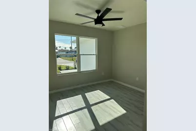 921 NW 16th Ter, Cape Coral, FL 33993 - Photo 11