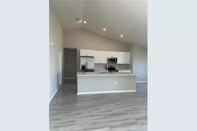 921 NW 16th Ter, Cape Coral, FL 33993 - Photo 5