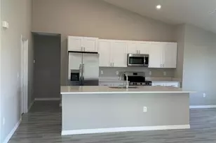 921 NW 16th Terrace, Cape Coral, FL 33993 - Photo 5