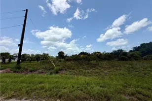 216 Moonlight Ln, Labelle, FL 33935 - Photo 1