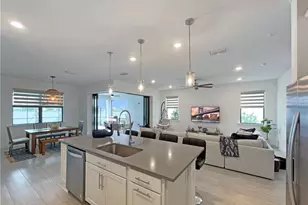 2057 Yellowfin Cir, Naples, FL 34114 - Photo 7