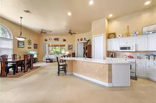 15220 Cape Sable Ln, Fort Myers, FL 33908 - Photo 5