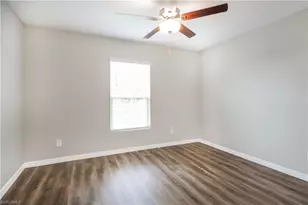 856 Anchor St E, Lehigh Acres, FL 33974 - Photo 9