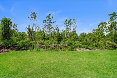 856 Anchor St E, Lehigh Acres, FL 33974 - Photo 17