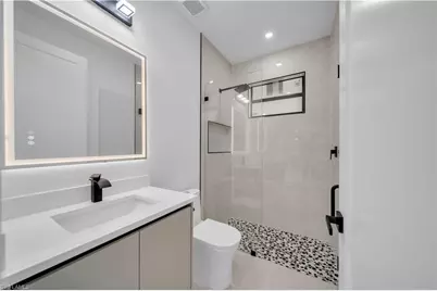 824 SW 15th St, Cape Coral, FL 33991 - Photo 9