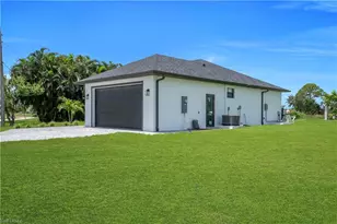 824 SW 15th St, Cape Coral, FL 33991 - Photo 29