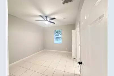 3813 19th St SW, Lehigh Acres, FL 33976 - Photo 9