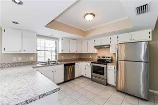 3411 SW 6th Pl, Cape Coral, FL 33914 - Photo 5