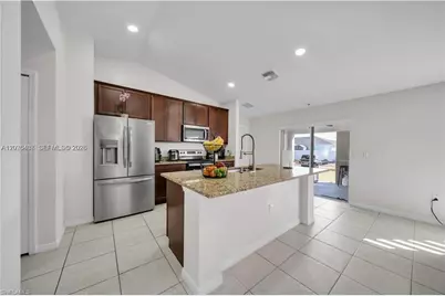 1105 NW 24th Pl, Cape Coral, FL 33993 - Photo 5