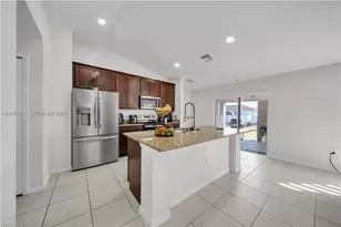 1105 NW 24th Pl, Cape Coral, FL 33993 - Photo 5