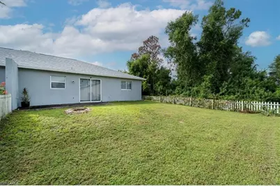 2438 Joe Ave S, Lehigh Acres, FL 33973 - Photo 37