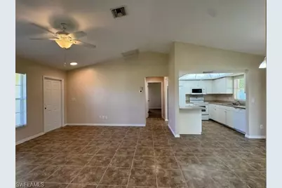 1318 NE 2nd St, Cape Coral, FL 33909 - Photo 3