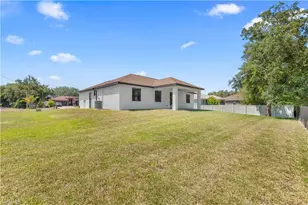165 Patio St, Lehigh Acres, FL 33974 - Photo 21