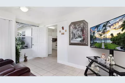 515 York Rd, Lehigh Acres, FL 33936 - Photo 17