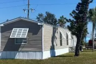 11000 Ballweg Ln, Fort Myers, FL 33908 - Photo 3