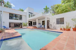 1215 Caloosa Dr, Fort Myers, FL 33901 - Photo 1