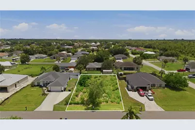 6421 Castlewood Cir, Fort Myers, FL 33905 - Photo 1