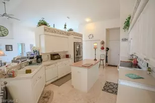 2214 SE 19th Pl, Cape Coral, FL 33990 - Photo 5