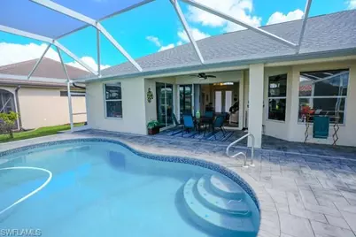 2214 SE 19th Pl, Cape Coral, FL 33990 - Photo 15