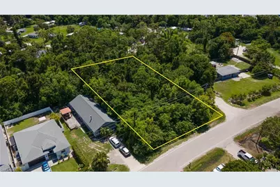 20190 Trailside Dr, Estero, FL 33928 - Photo 7