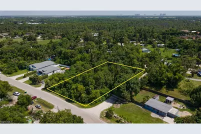 20190 Trailside Dr, Estero, FL 33928 - Photo 5