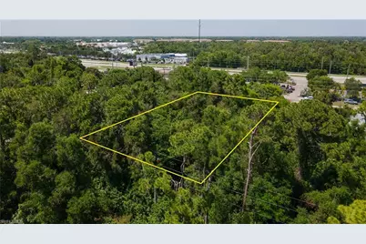 20190 Trailside Dr, Estero, FL 33928 - Photo 11