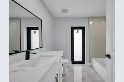 4028 26th St SW, Lehigh Acres, FL 33976 - Photo 21