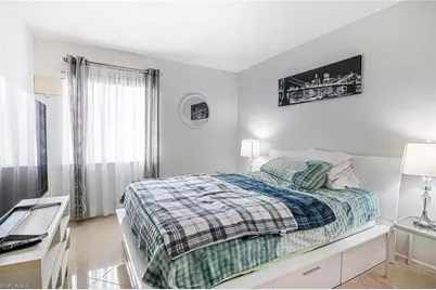 2366 E Mall Dr #414, Fort Myers, FL 33901 - Photo 11
