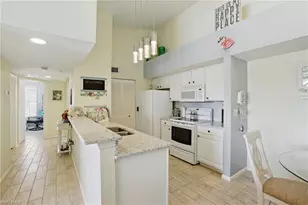 4121 Residence Drive, Fort Myers, FL 33901 - Photo 7