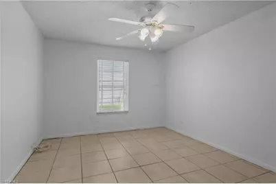 11 Desert Candle Cir, Lehigh Acres, FL 33936 - Photo 15
