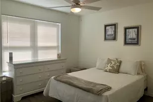 16881 Davis Rd, Fort Myers, FL 33908 - Photo 15