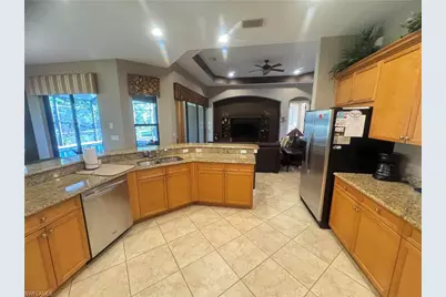 11848 Rosalinda Ct, Fort Myers, FL 33912 - Photo 15