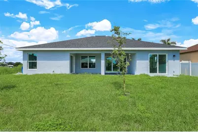 1409 NE 18th Pl, Cape Coral, FL 33909 - Photo 25