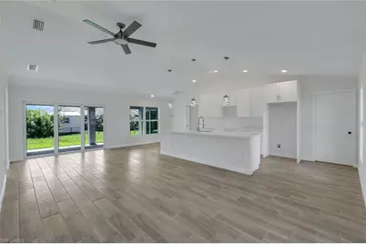 1409 NE 18th Pl, Cape Coral, FL 33909 - Photo 5